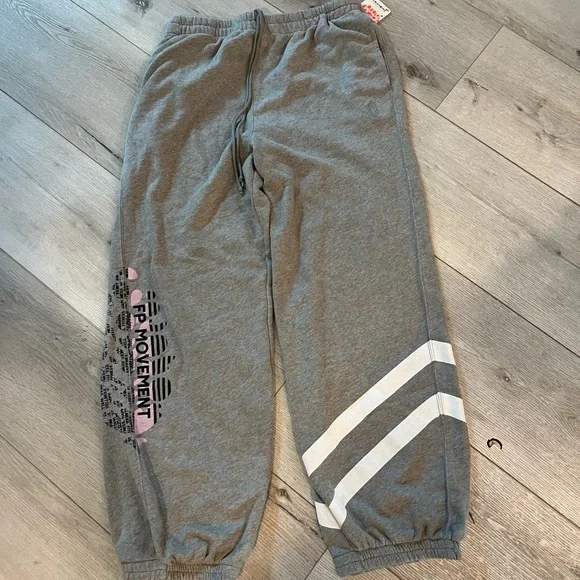 FP Movement All Star Graphic Logo Joggers NWT M - Picture 2 of 6